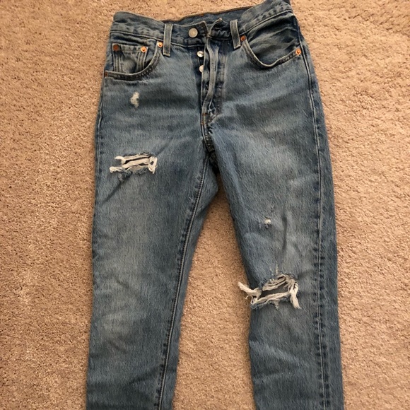 Free People Levi Mom Jeans - Picture 4 of 5